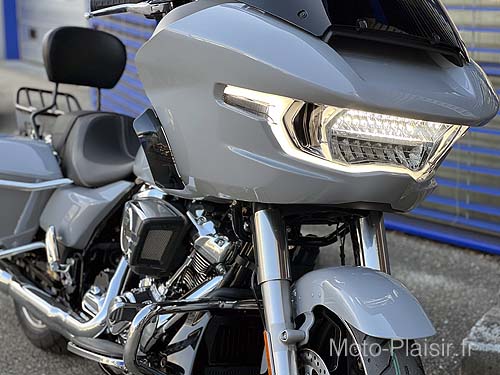 Harley Davidson HD Road Glide 117 Motorradvermietung Frankreich